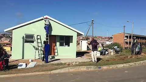 Mossel Bay man delighted with house