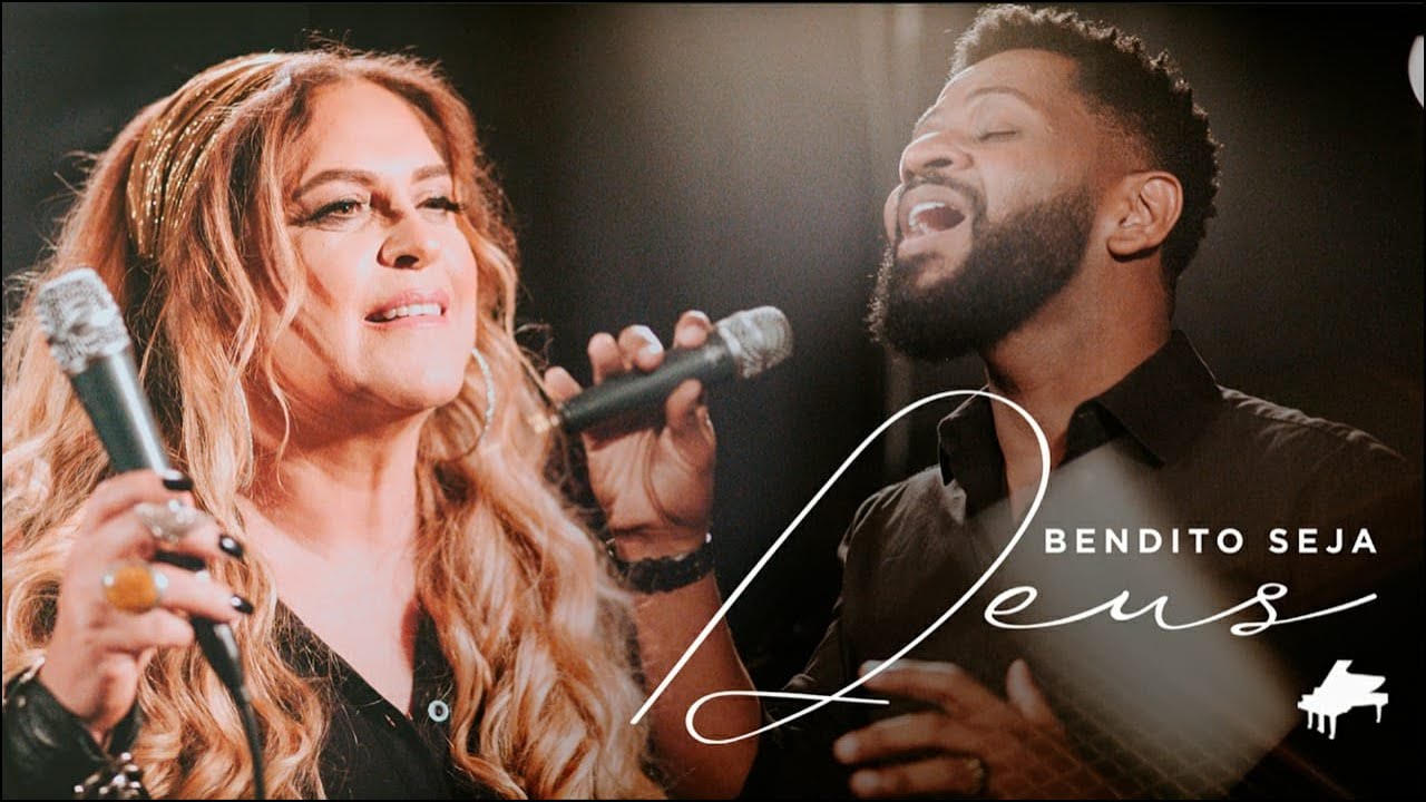 Watch Bendito Seja Deus (Ofertório) - Piano & Vozes - Léo Mantovani e Celina Borges on YouTube