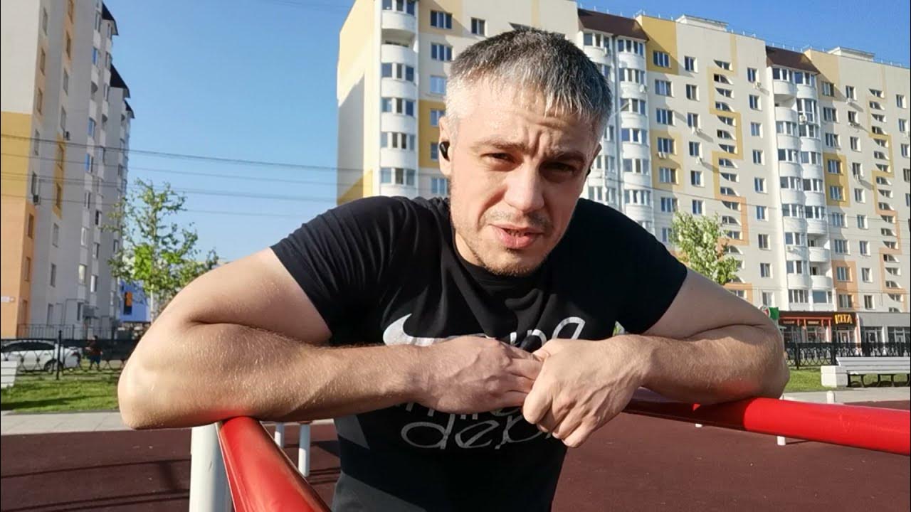 Андрей Смаев подтягивания