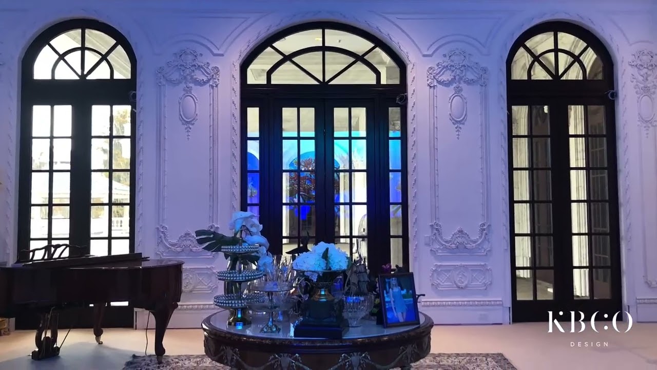 The Queen of Versailles mansion was finally complete!