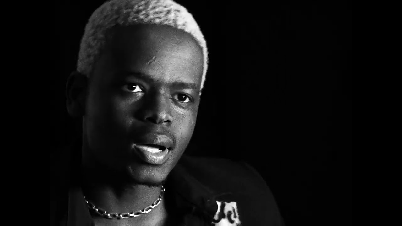 M.Phasha - Re Tsogile(ft uWah) [Official Music Video]