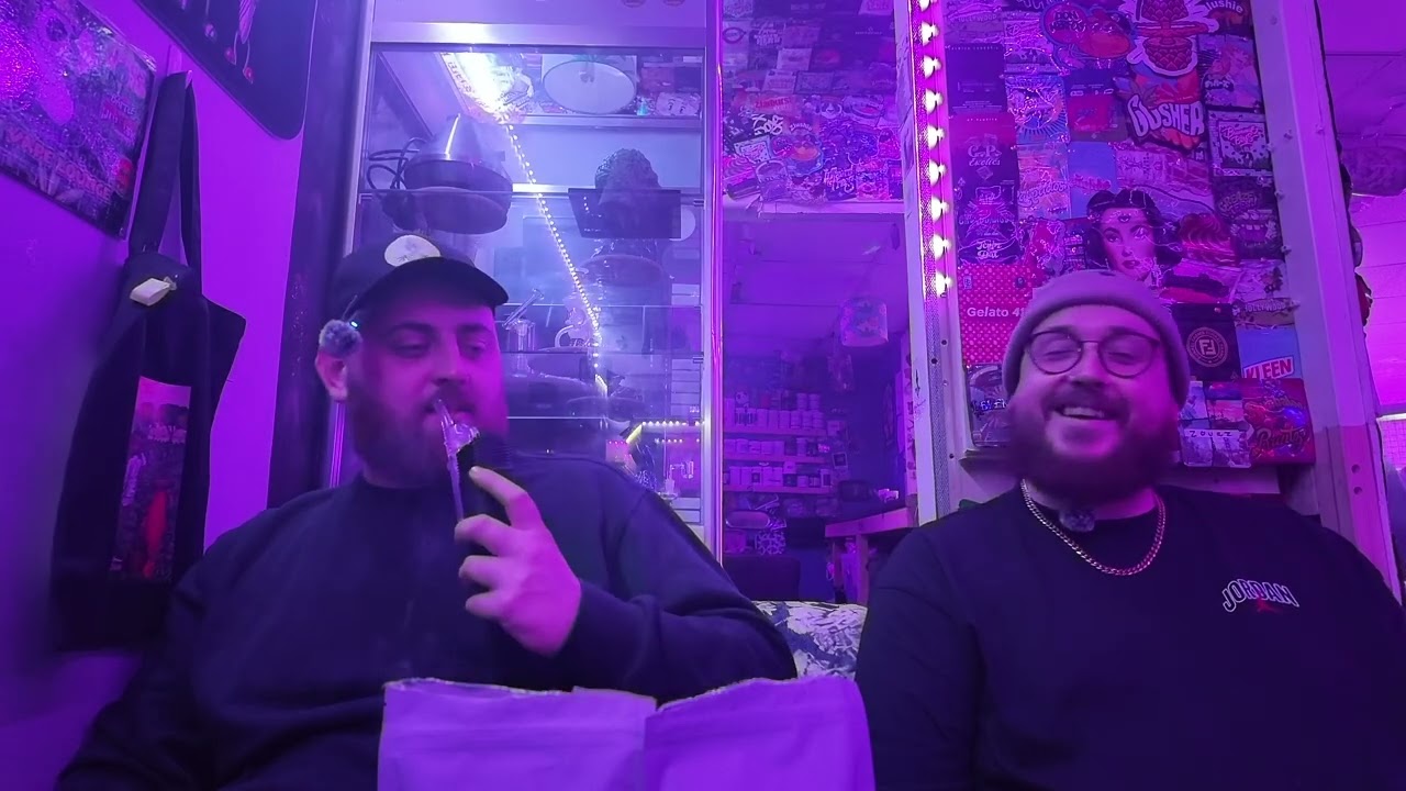 Cali X Biscotti & Xkittles Review 🍬 | With Tom at the Lounge | Js MediVape Lounge 💨