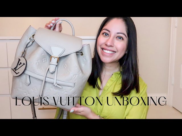 Louis Vuitton Montsouris Empreinte Backpack//Features//What fits//On the  body 