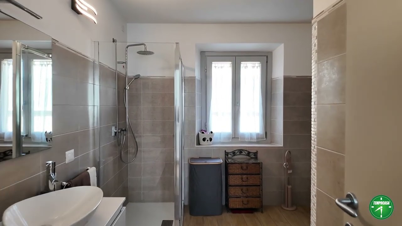 TRILOCALE A LAMBRUGO SENZA SPESE