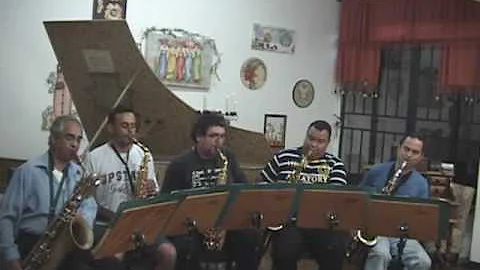 LENNIE NIEHAUS  - KronoSax Quintet - play Ivan Mey...