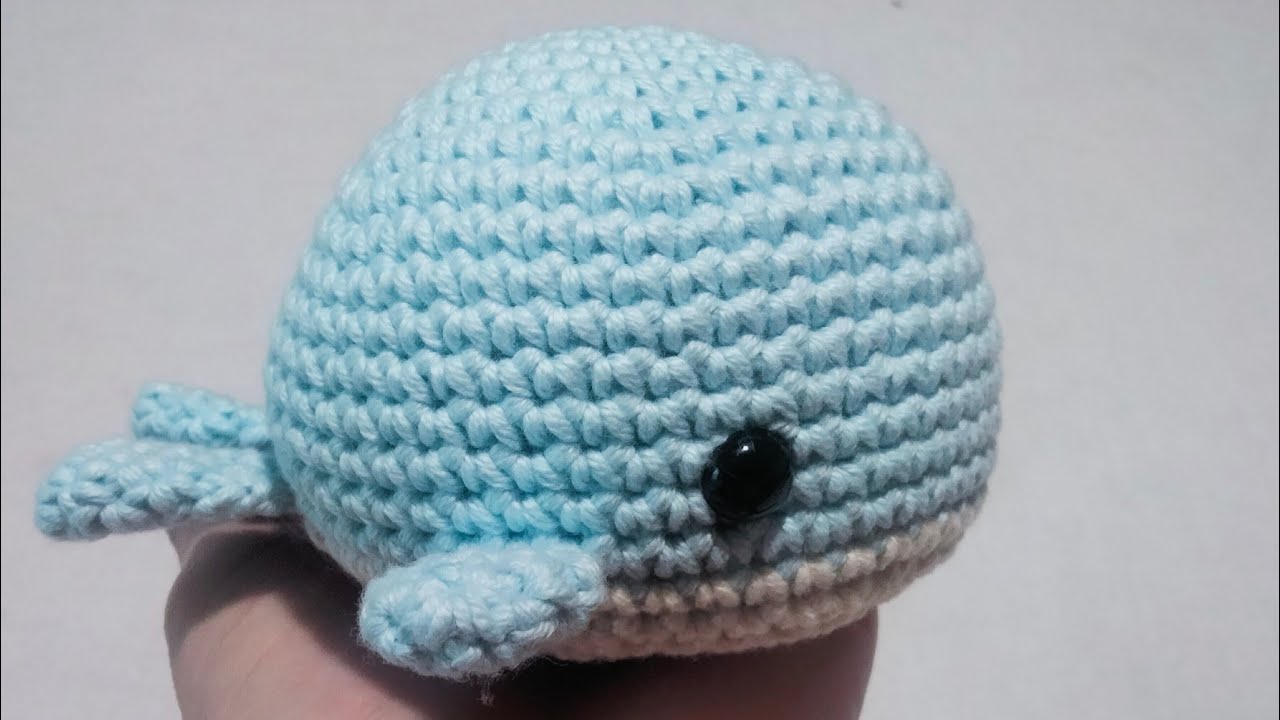 Balena all' uncinetto senza cuciture 