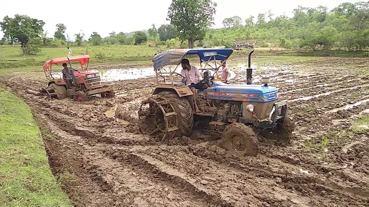 Truck and tractor stuck in mud then washed. Educational how planes are cleaned & painted | Kid Crew