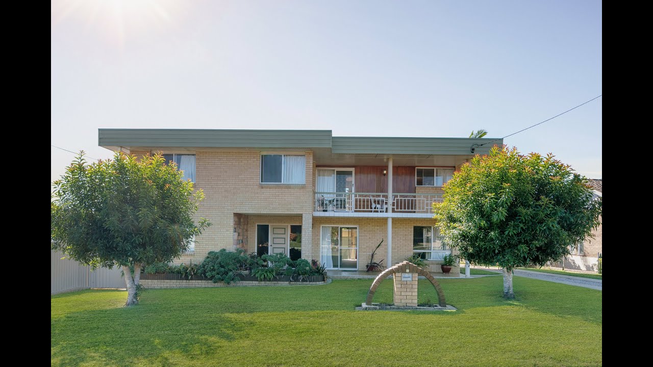 4 Pinewood St, Redcliffe YouTube