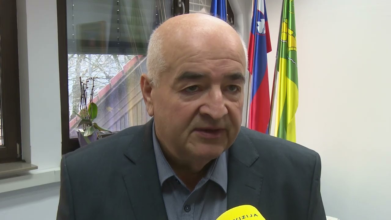 Kdaj prenova cestišča in izgradnja pločnika v Dobruški vasi?