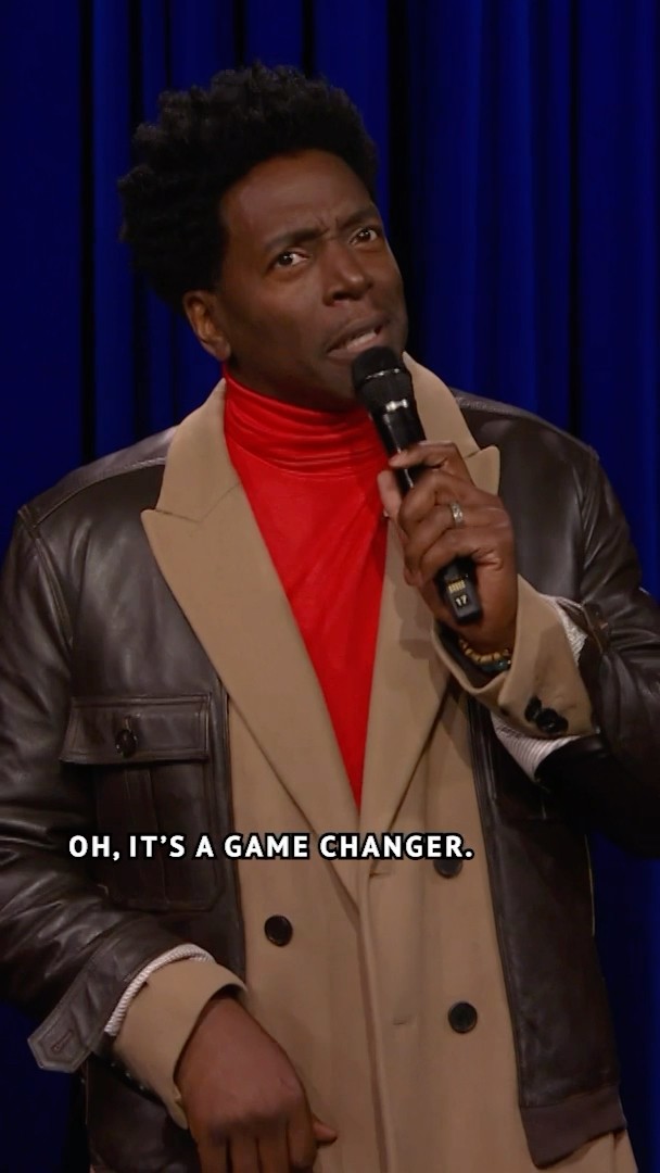 #DeanEdwards walks with the same confidence as a suburban white woman now that he owns a poodle ?