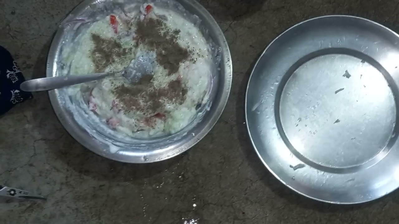 মা আজ খুব সহজ ভাবে রায়তা বানানো ....😋😋