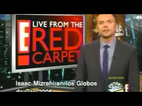 Scarlett Johansonn gets boobs touched in red carpet - YouTube