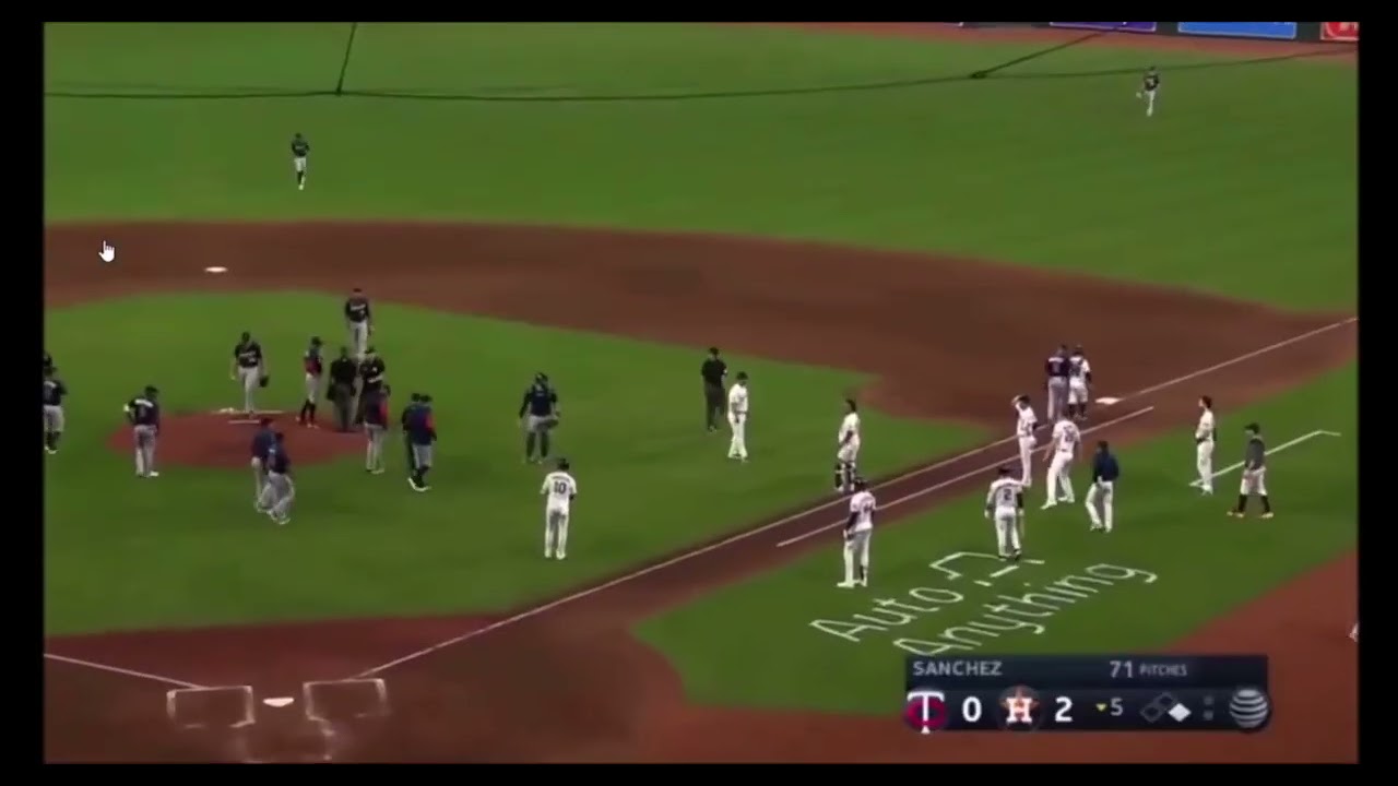 Benches clear Astros vs Twins after Jose Altuve is hit by pitch by