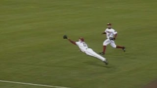 ATL@WSH: Zimmerman's over-the-shoulder diving catch