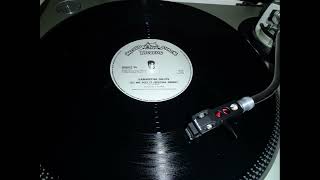 Samantha Gilles - Let Me Feel It ( Special Remix ) (1985) (By Zsolt & the Grooves.)