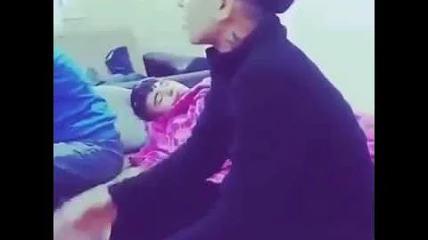 تحميل الاغنية التركية لا تتركني مترجمة Mp4 Mp3