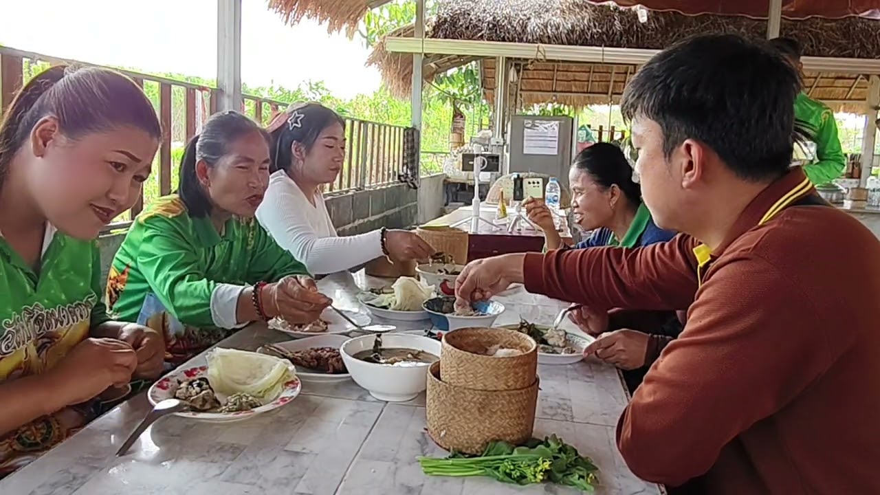 ส้มโอมยามเช้า