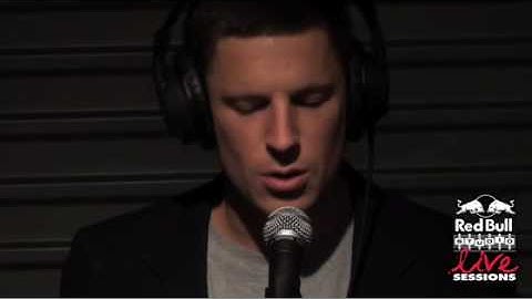 JULIEN DYNE-Falling' Down- Live Session@Redbull Studio AUCKLAND