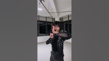 🥟🥟💫 #ChkChkBoom #StrayKids #스트레이키즈 #ATE #현진 #Hyunjin #StrayKidsComeback #YouMakeStrayKidsStay