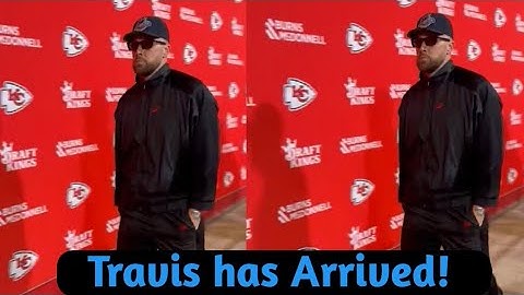 Travis Kelce and Taylor Swift (Now Engaged!) Storm Chiefs Locker Room Together – Colts Game VIBES! 