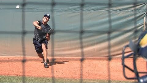 Does a Curveball Really Curve?