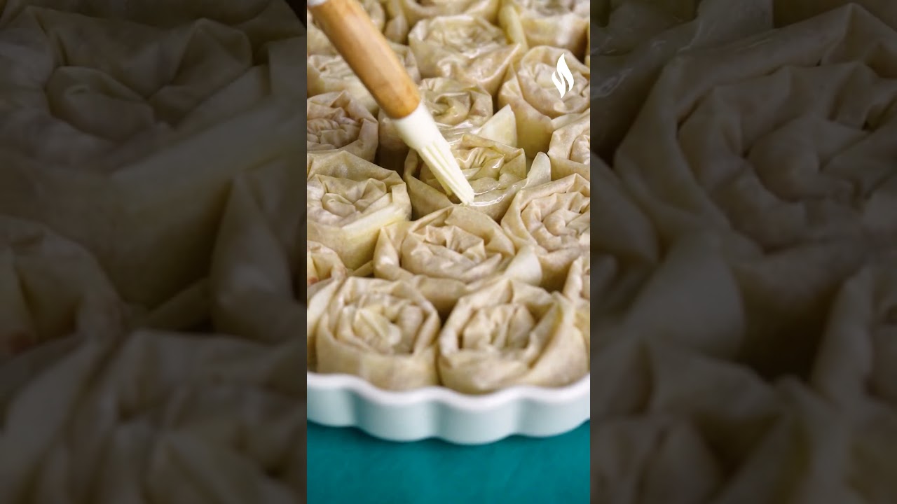 Az Malzemeli Pratik Gül Baklava Tarifi 😍💯 Nefis Yemek Tarifleri #shorts #nefisyemektarifleri