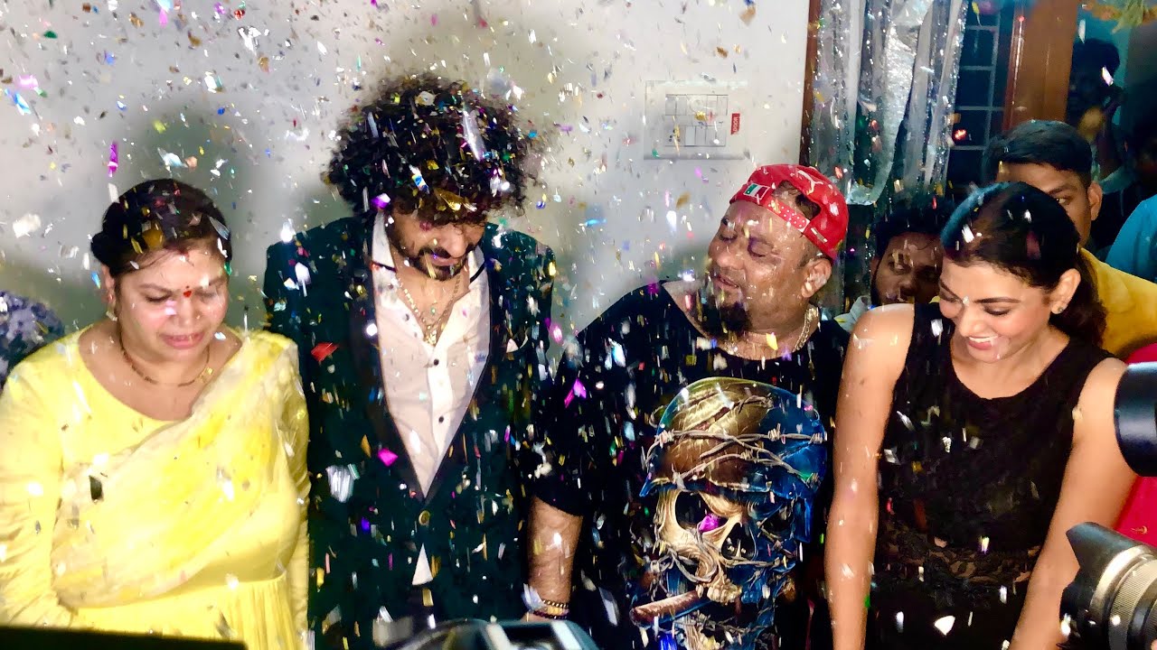 Natraj after elimination Grand welcome his family