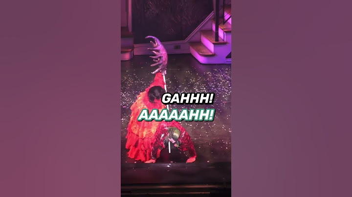 Lydia stabs Beetlejuice with bad art - Beetlejuice Musical Tour - Justin Collette and Isabella Esler