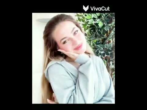 شايف القمر إلي منور فوق دا يعني و شاركنا الترند تصميم لانا محمد بيستاتي خطوط حمراء