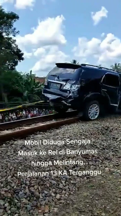 mobil derek udah ga laku
