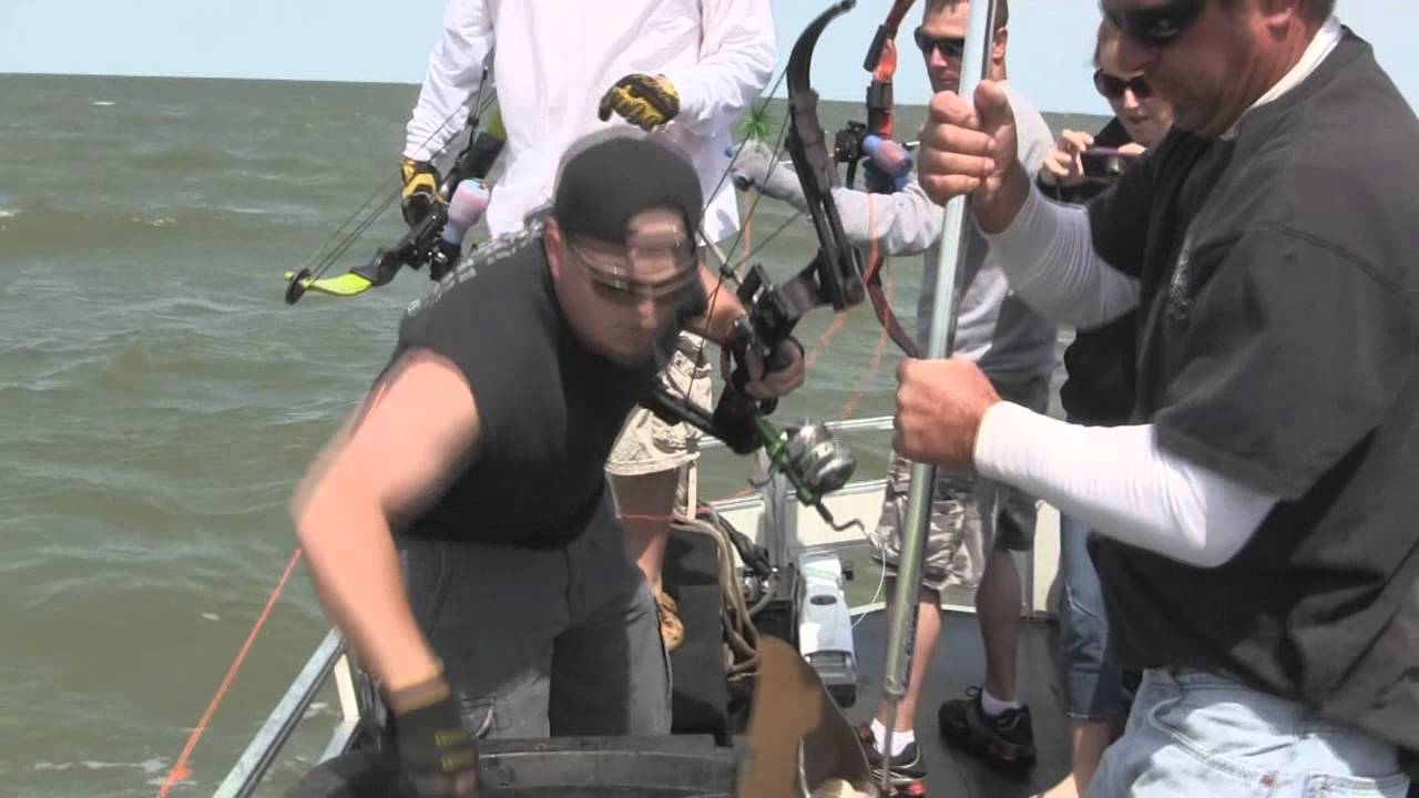 Amazon Rain Chicken BOWFISHING 2012 YouTube