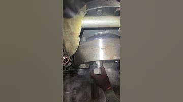 Industrial Flange Assembly Using Liquid Nitrogen for Bolt Shrink Fitting