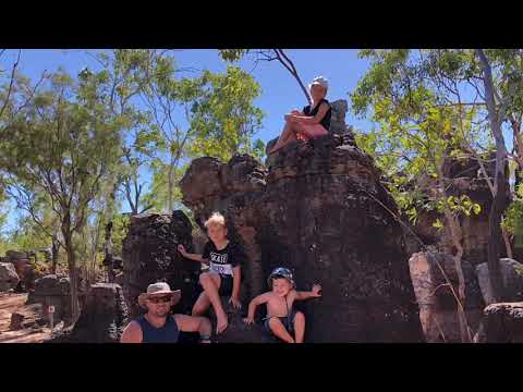 Barefoot Kiwis in Litchfield National Park 2019