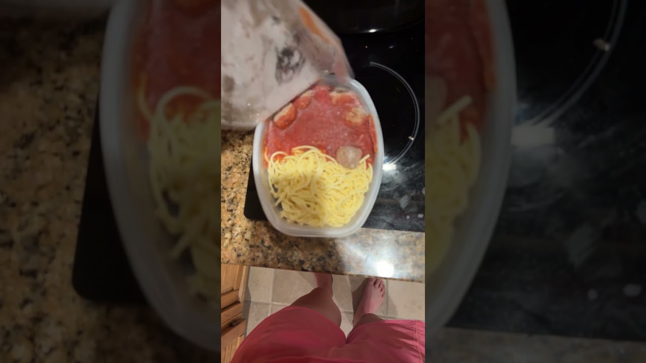 im bored n i love lean cuisine spaghetti