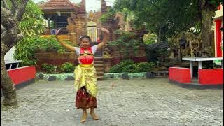 Tari Kreasi Bisama Bawi Sila (minat dan bakat_361_Ni Putu Ayu Nadine Chandra Kusuma_Bali