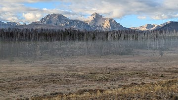 Into the Sawtooths: Hell Roaring Lake Alpine lake Alice Toxaway loop