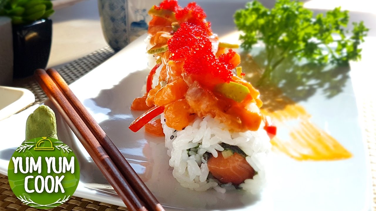 Spicy Salmon Sushi Roll | Tobiko Sushi Roll | YumYumCook - YouTube