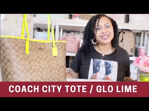 Coach 5696 City Tote In Signature Canvas Khaki/Fuchsia 