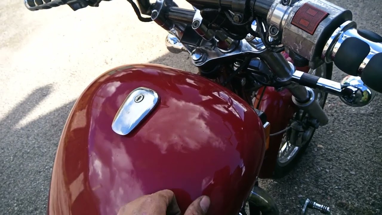 Suzuki vs 1400 не большой обзор