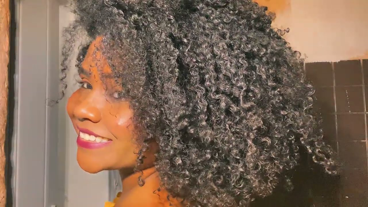 FINALIZAÇÃO COM CREME D  BAUNILHAl  @todecacho #cacheadas #cabelocacheado #viral #fypシ 