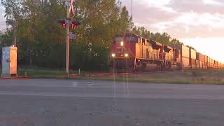 CN8875 & CN8957 Lead Intermodal into CN's Intermodal Yard at Conrich