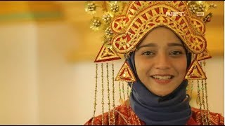 Halal Living - Mencoba Pakaian Adat Melayu yang Memiliki Arti Istimewa