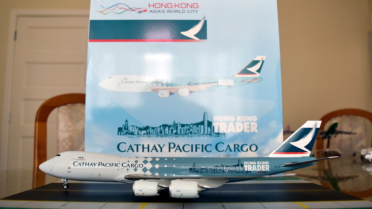JC Wings 1:200 Cathay Pacific 747-8F 