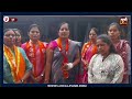 ठाकरेंच्या रणरागिणी आक्रमक, हगवणेच्या घरावर शेणाचा मारा | कुकर्मातून जमवलेल्या मायेवर शेणाचा पोतरा