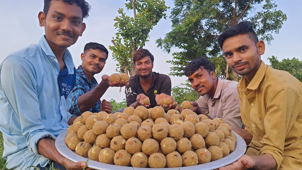 Churma Ladoo | Village Style Recipe | Village Rasoi
