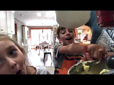 Baking Cookies || Little People || Juggling Life With Purpose