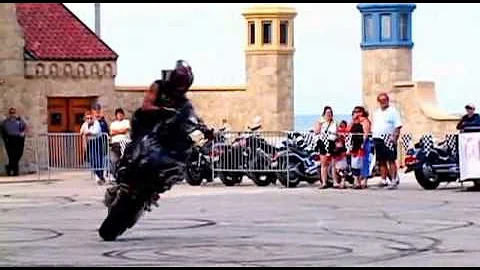 Kyle Woods (stuntriding)200...