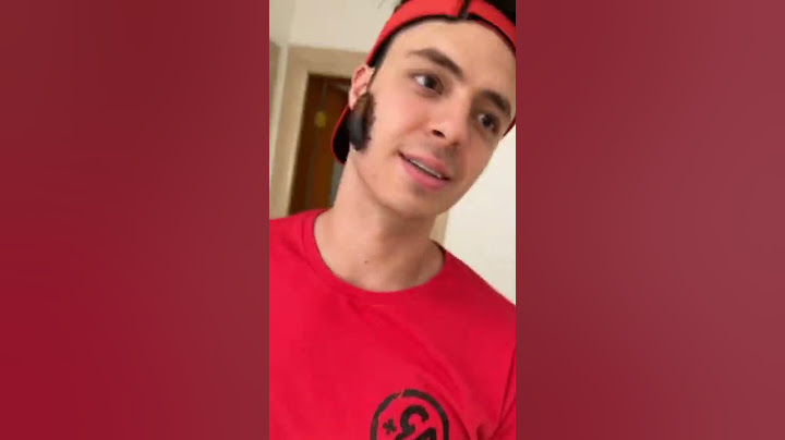 ELE TEM UMA BARATA DE ESTIMAÇÃO! #shorts