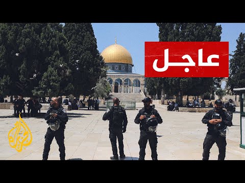 تفاصيل هجوم القوات الإسرائيلية على المصلين في المسجد الأقصى ومحاولة إخلائه
