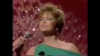 Tanya Tucker; Delta Dawn (LIve)